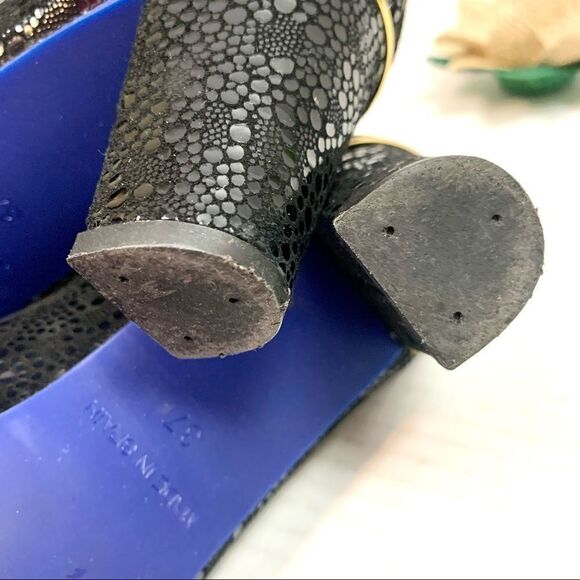 5028 Artisan Crafted Black Sparkle Textured Cut Out Ankle Bootie 6.5 - Picture 12 of 12